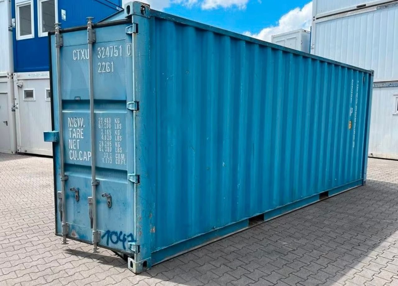 20-foot dry shipping container - Image 7