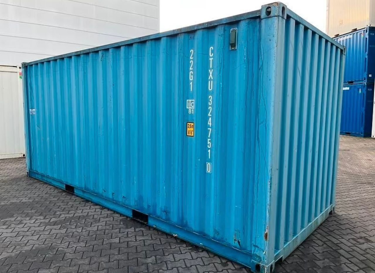 20-foot dry shipping container - Image 6