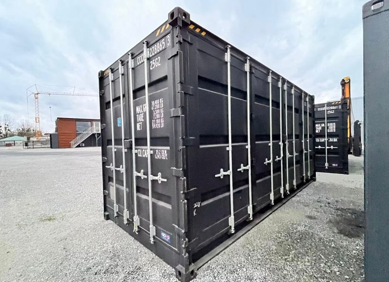 20′ open side container - Image 2