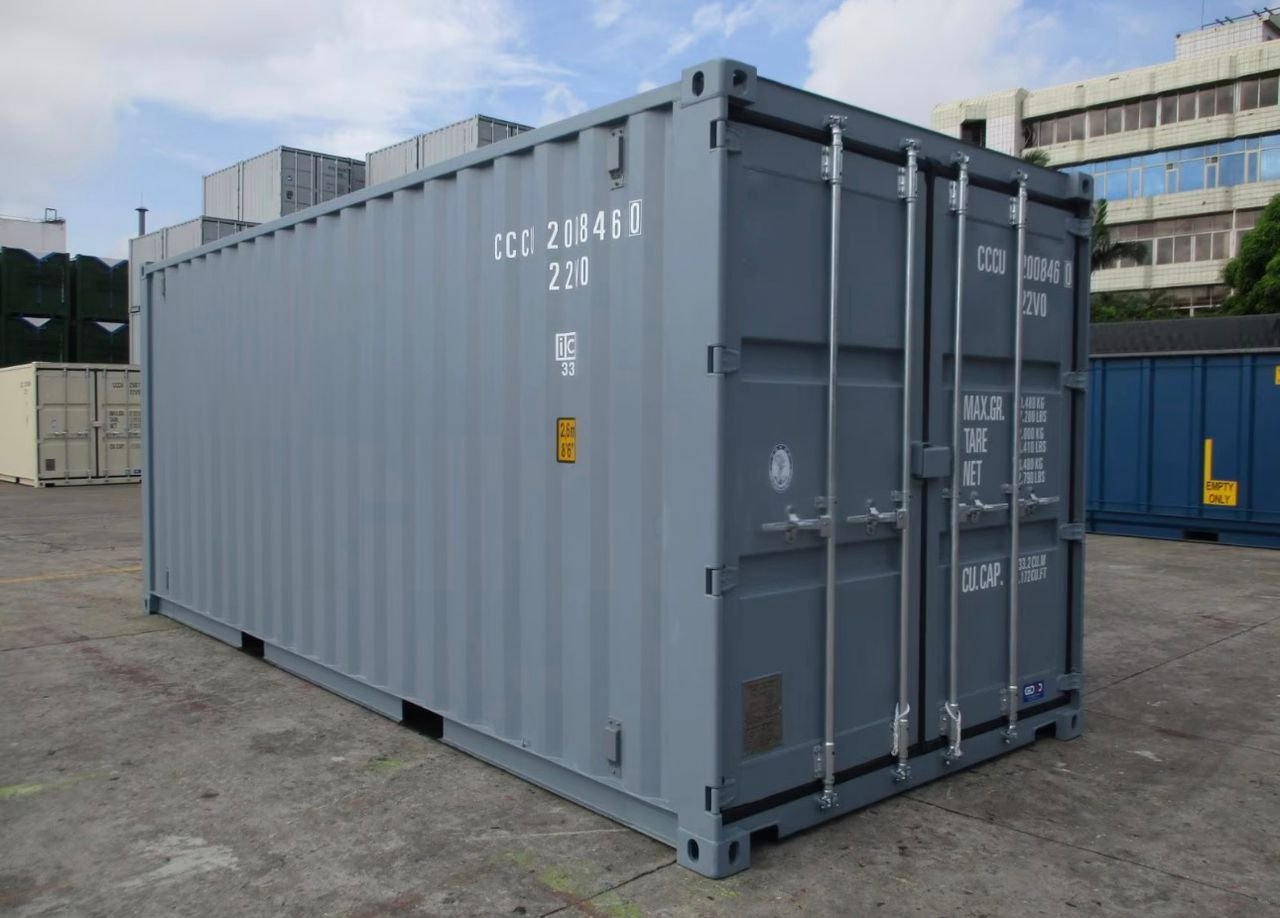 Standard 20-foot shipping container - Image 2