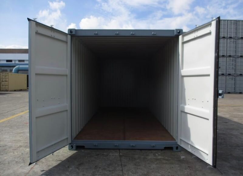 Standard 20-foot shipping container - Image 3