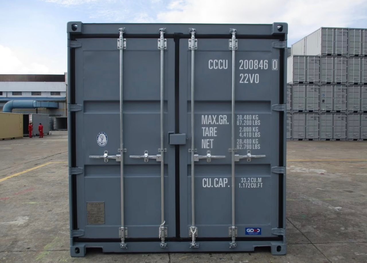 Standard 20-foot shipping container