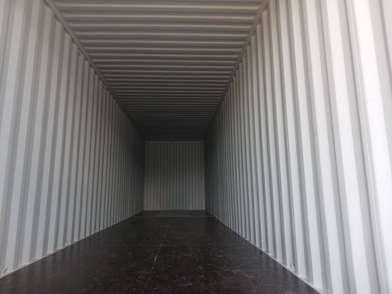 40-foot high-cube container - Image 4