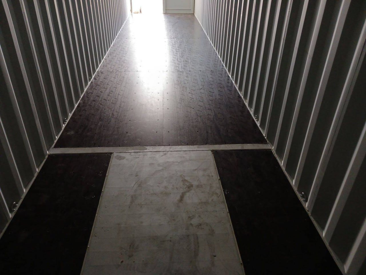 40-foot high-cube container - Image 6